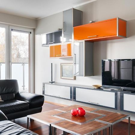 Lasek Marcelinski 2-Bedroom Apartment Poznan Luaran gambar